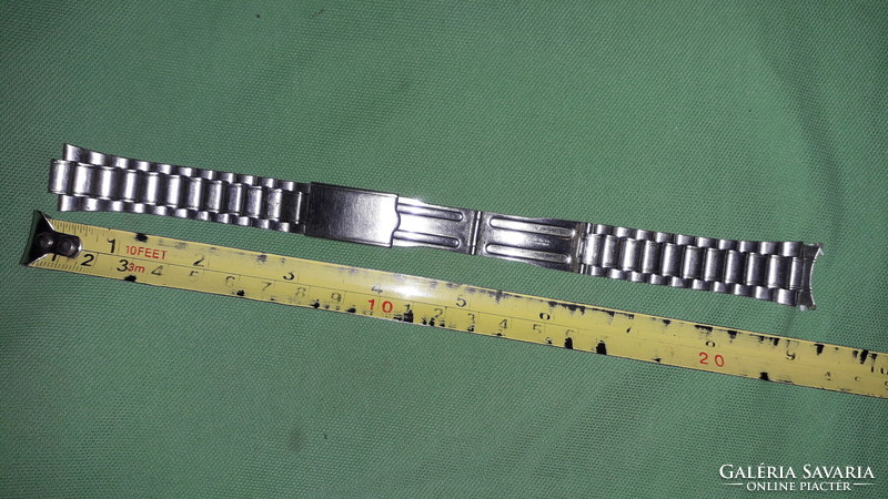 Retro metal steel watch band size and features as photographed in the pictures