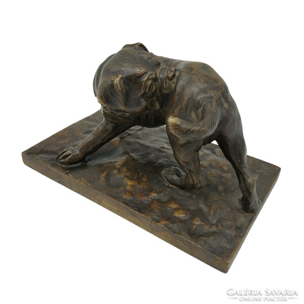 Viennese bronze - flea-eater dog-m00860