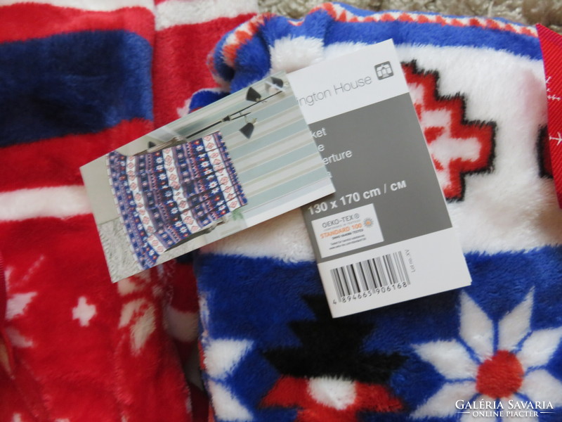 2 pcs. 130 X 170 cm Christmas fleece blanket for sale at half price, new