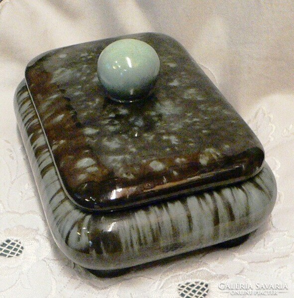 Art deco ceramic box with lid