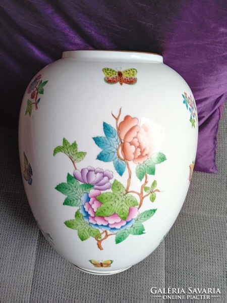 Herend vbo victoria pattern bay, large vase, restored
