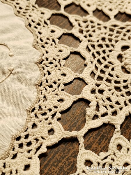 Crocheted tablecloth - dining room / vintage style - beige