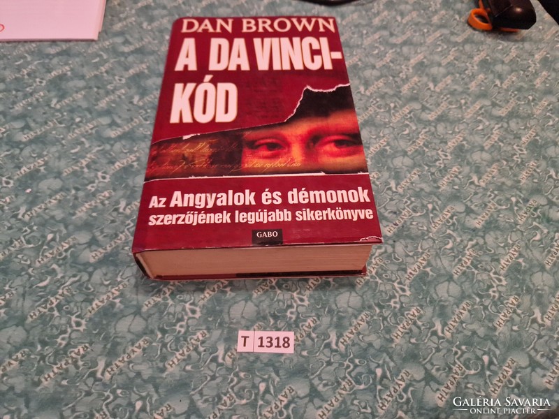 T1318 Dan Brown  A Da Vinci kód