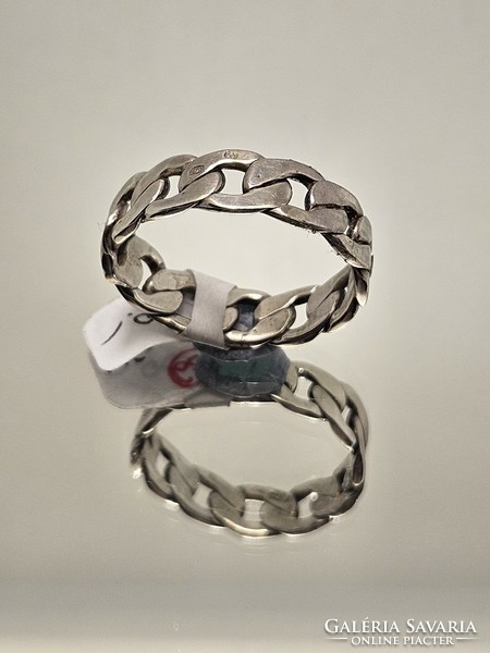 Unisex silver ring with a special chain link pattern