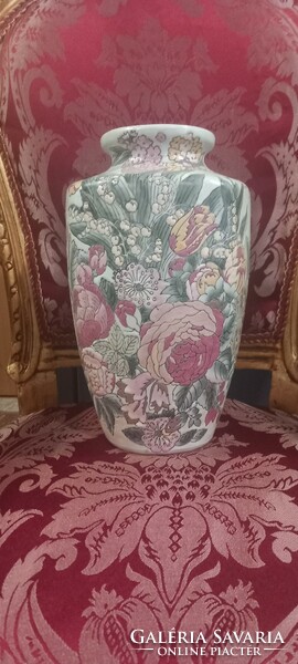 Kinai váza ALKUDHATÓ  virágos design