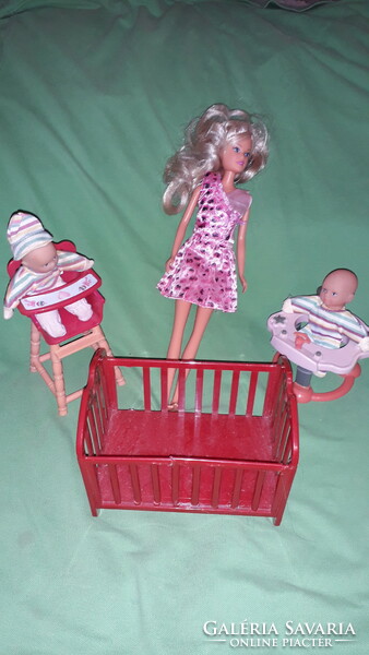 Minőségi SIMBA játék babázós szett járóka, etetőszék, bébikomp, 2 db csecsemő + állapotos mama EGYBE
