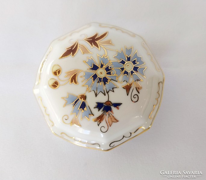 Zsolnay cornflower octagonal bonbonnier/jewelry holder. Flawless! (No.: 23/196.)