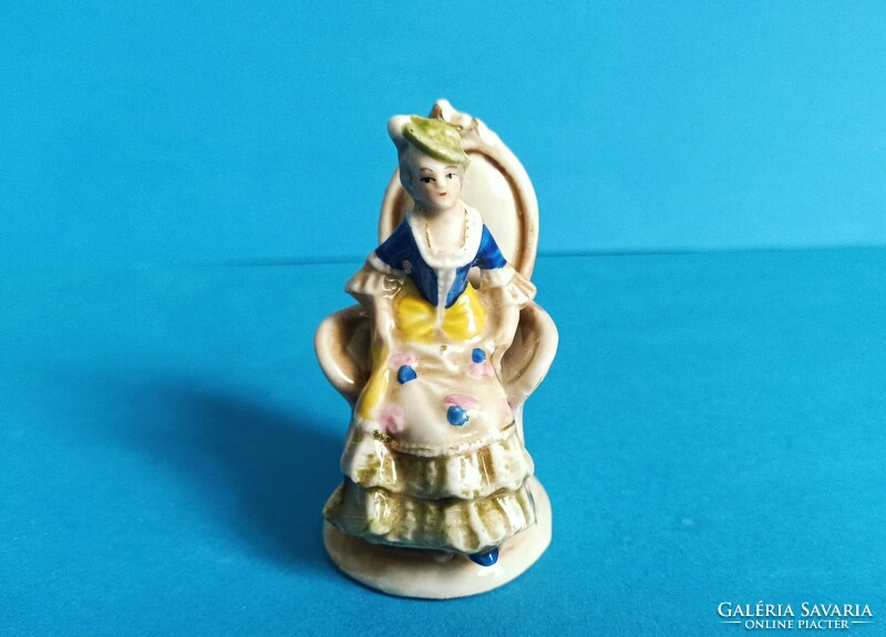 Altwien Barokk Nemes Nő Mini Kis Méretű Porcelán Figura