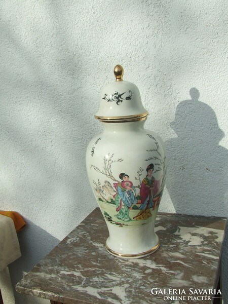 Italian vase