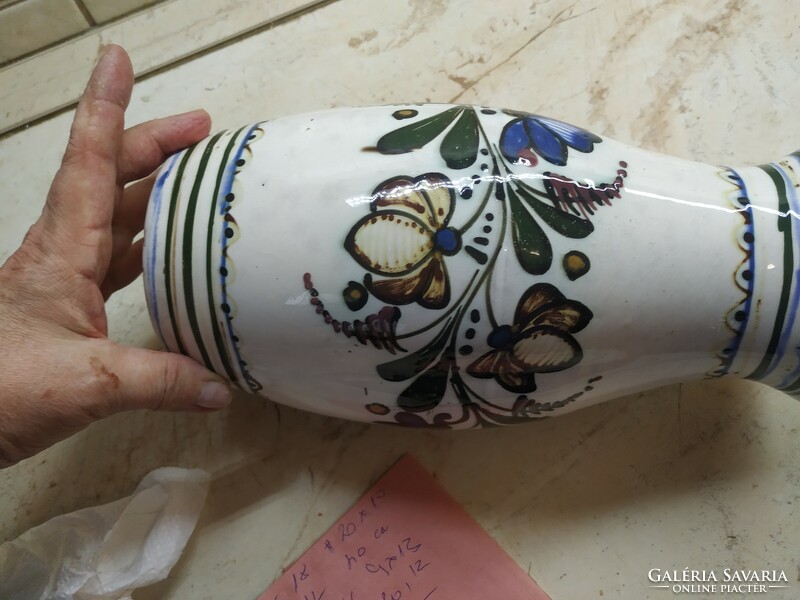 Gyönyörű kerámia dísztárgy, váza  eladó!! Kézzel festett, hatszögletű  váza.
