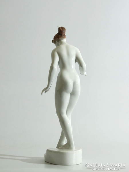 Aquincum Női Akt 38cm |  Porcelán Figura Vízbe Lépő