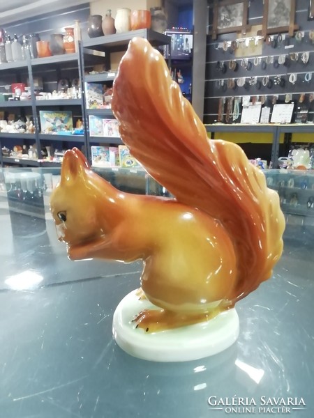 Porcelain squirrel from Kőbánya