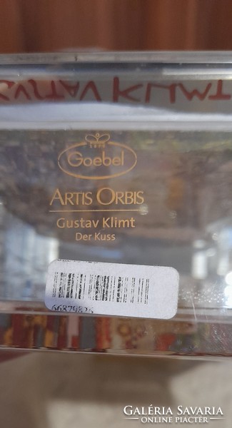 Goebel; Gustav Klimt: A csók - asztali óra