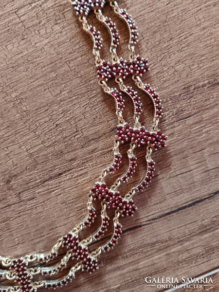 Old gold plated silver garnet stone necklaces