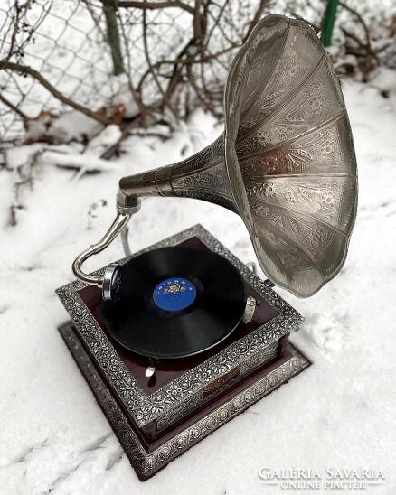 Christmas ideas - fairytale gramophone