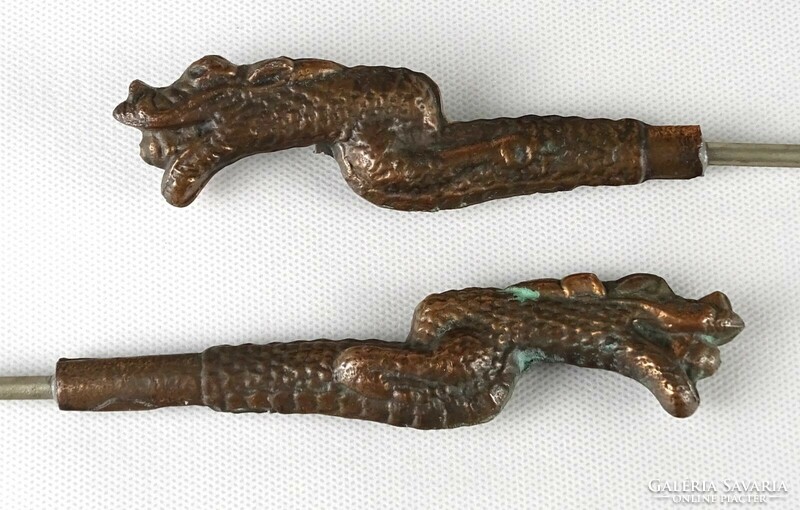 1P942 old dragon head skewer 2 pieces