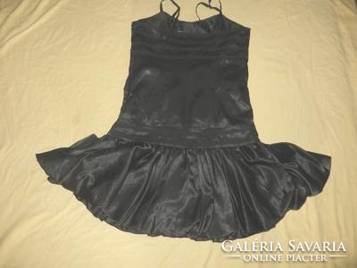 Fekete selyem ruha hagymaaljú 158 cm-re New Look