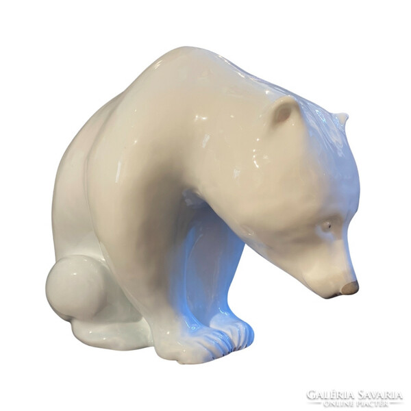 Austria porcelain - polar bear m235