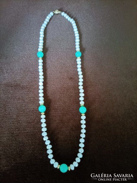 Real pearl necklace with 14k gold clasp, chrysoprase