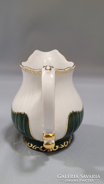 Zsolnay pompadour green milk spout