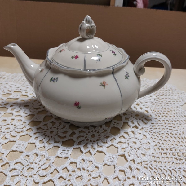 Tea set with small flowers, porcelain pourer, jug, large size