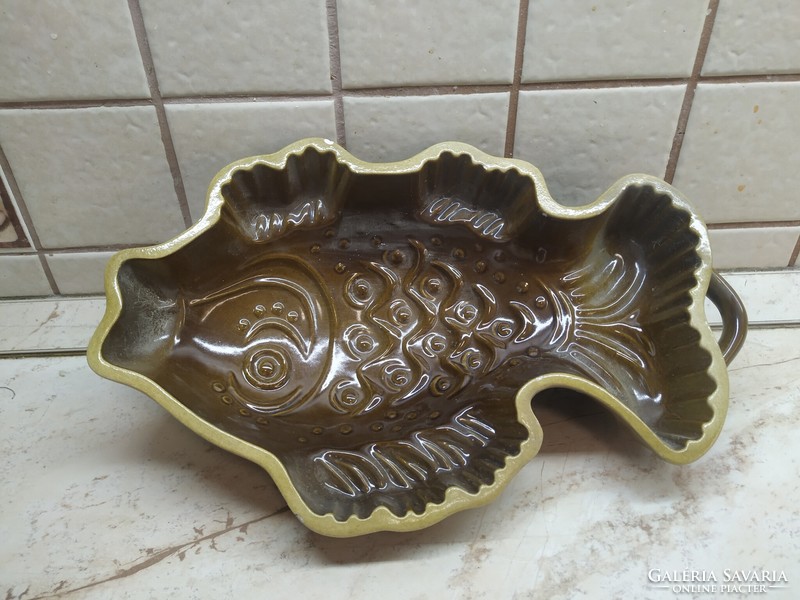 Ceramic baking dish 32 cm for sale!! Fish-shaped baking dish for sale!