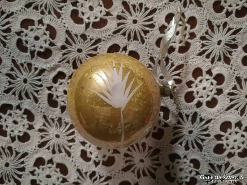 Retro sphere Christmas tree decoration