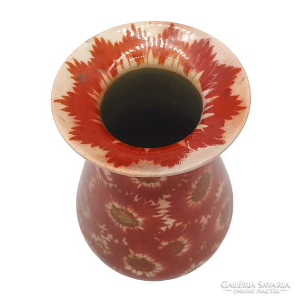 Zsolnay red flower vase m943