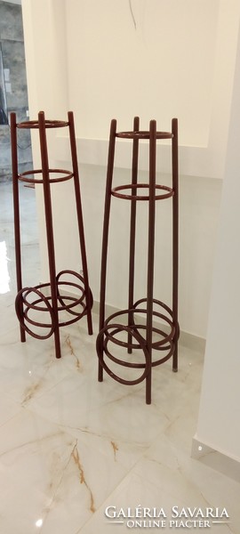 Thonet planters