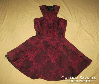 Bordó rózsa mintás ruha Ax Paris h:81 cm mb:80 cm 8-s