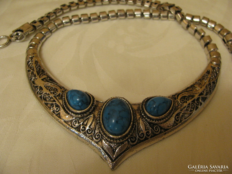 Oriental style decorative metal necklace with turquoise stones