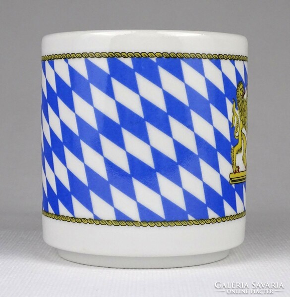 1P746 old Bavarian porcelain mug with Bavarian coat of arms