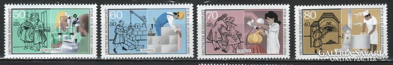 Postatiszta Bundes 0890 Mi 1274-1277      6,50 Euró