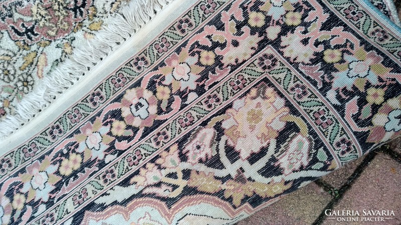 Silk carpet