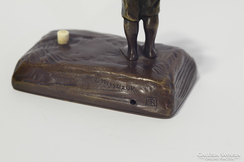 Tereszczuk peter - bronze figural bell
