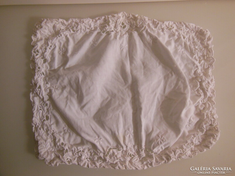 Tablecloth - 43 x 32 cm - riselt - old - Austrian - handmade