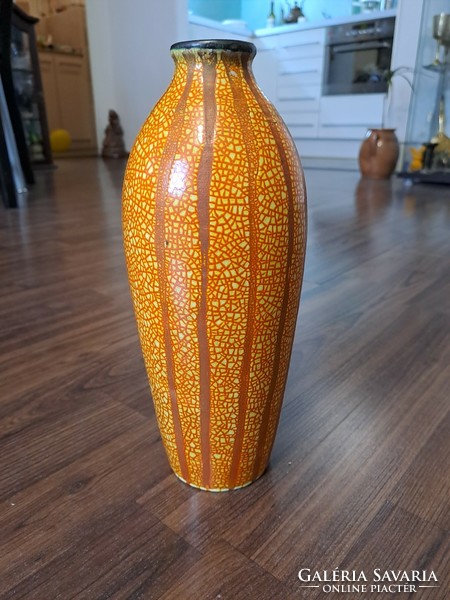 Kerámia váza 28 cm.