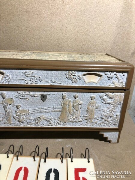 XIX. Century Chinese chest, bone carving with reliefs, 100 x 50 x 55 cm