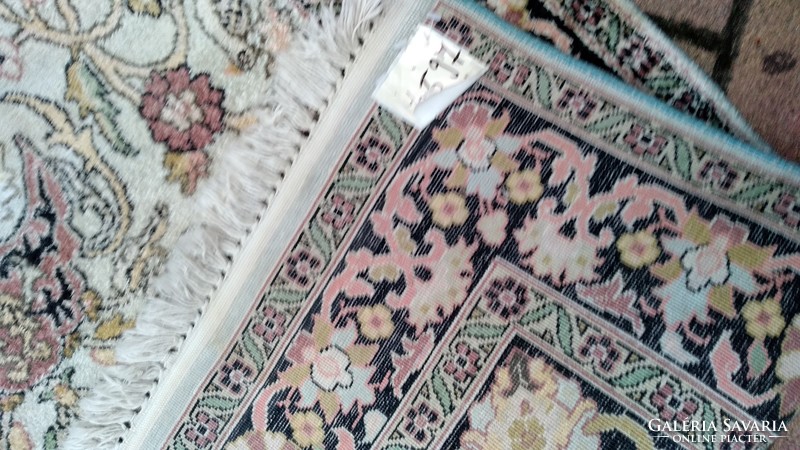 Silk carpet