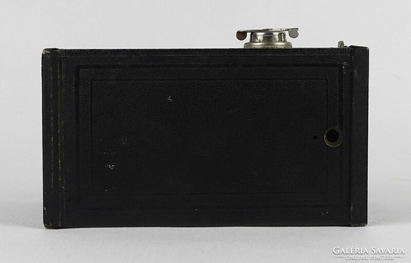 1P772 antique brownie 2 kodak box camera