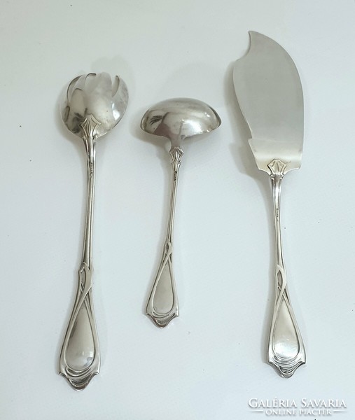 Art Nouveau silver picking set