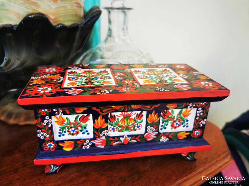 Transylvanian folk painted wooden box