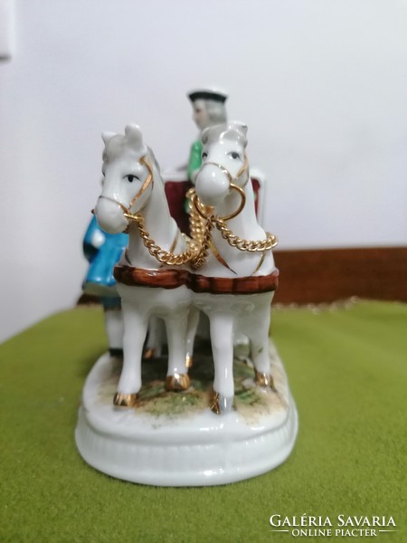 Baroque porcelain statue, 3 figures, horse-drawn carriage - cog