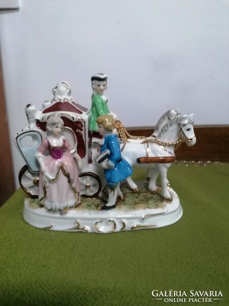 Baroque porcelain statue, 3 figures, horse-drawn carriage - cog