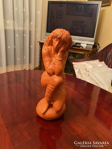 Sándor Kligl kneeling woman terracotta statue