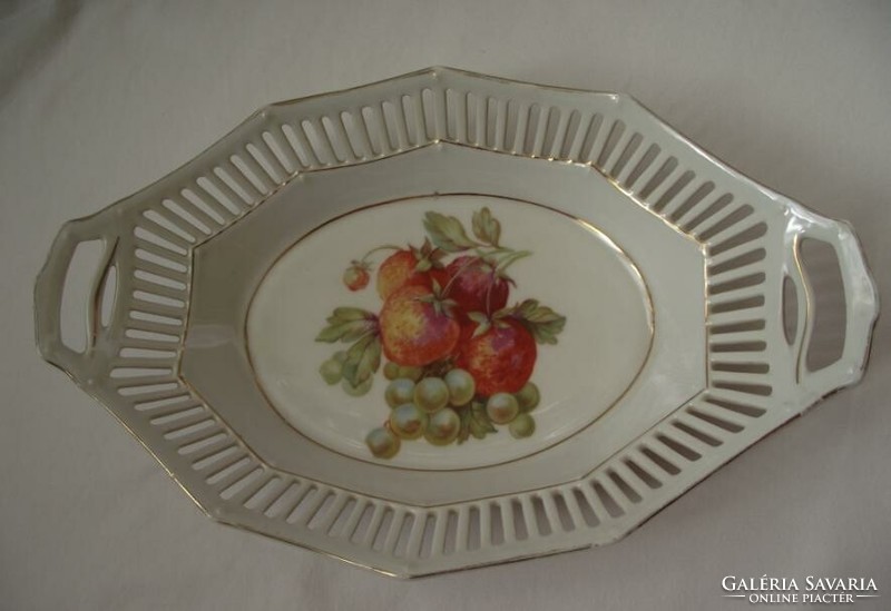 Openwork, gilded fruit pattern decorative plate and Schumann oval centerpiece