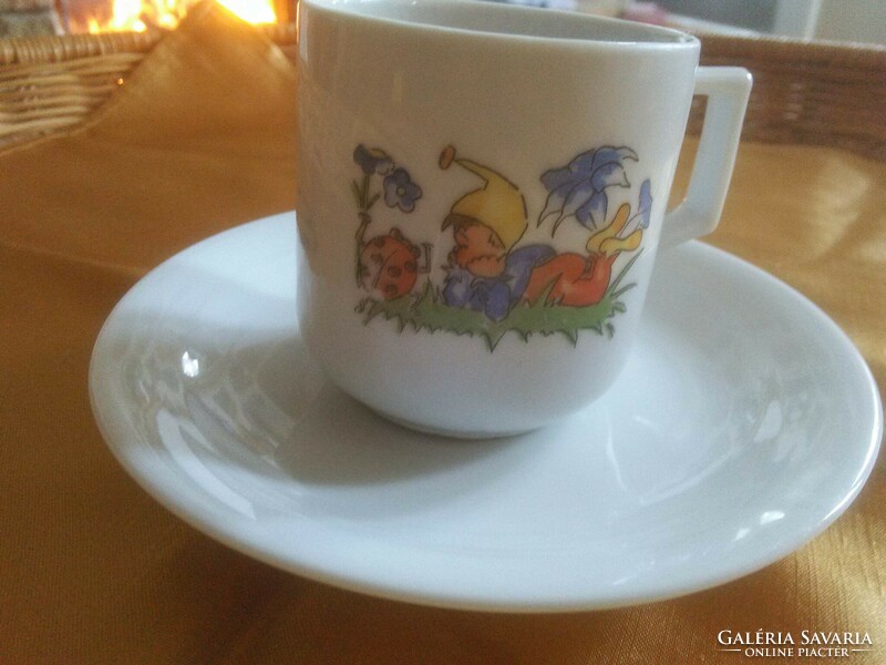 One and a half dl cup + saucer with fairytale pattern