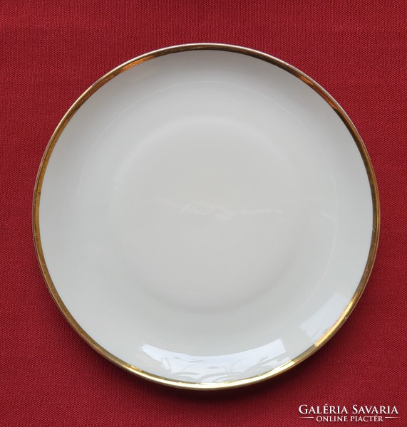 6db Johann Seltmann Vohenstrauß Bavaria német porcelán tányér kistányér süteményes arany széllel
