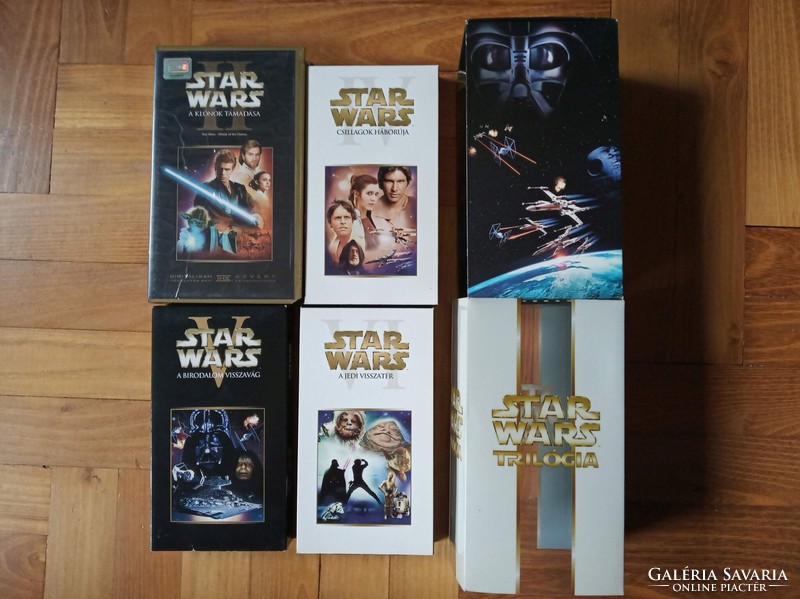 4 Star Wars rész egyben (2. rész+a trilógia) (II,IV, V, VI) VHS videokazettán gyűjtőnek eladó