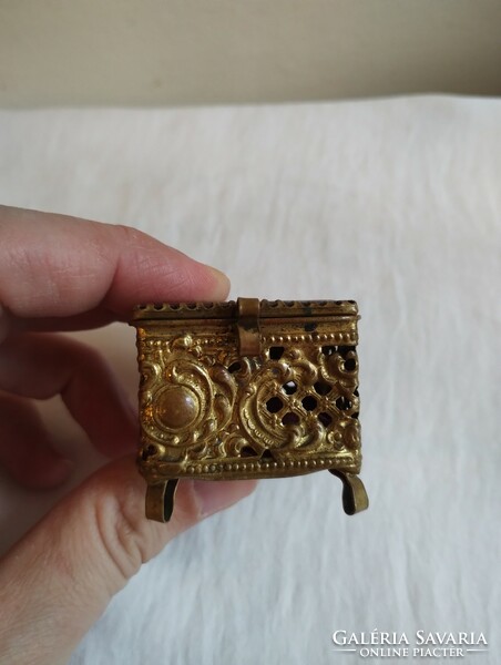 Antique ring holder box made of metal